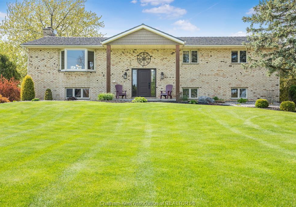 10609-lakeview-drive-harwich-township-ontario-26018379