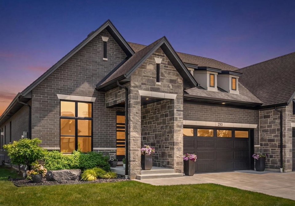 293-xavier-circle-lakeshore-ontario-26018380