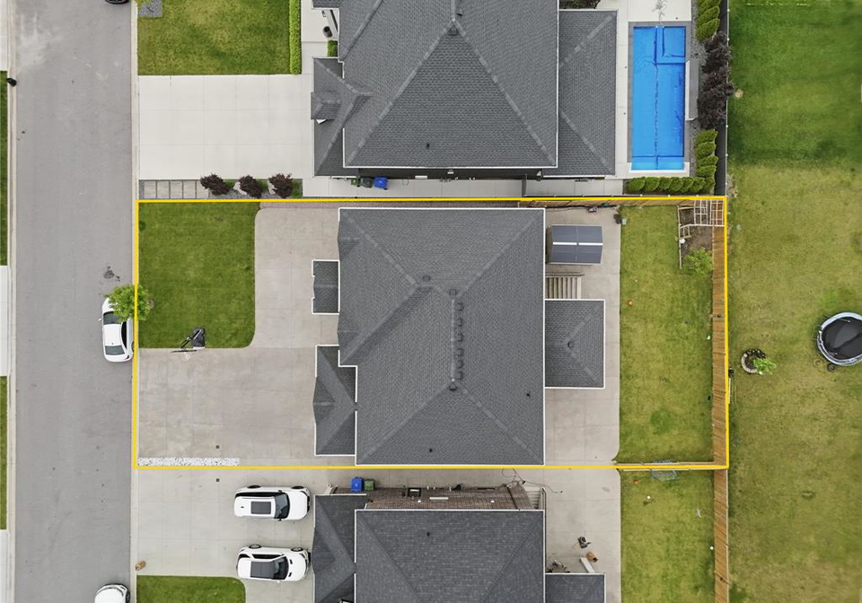 615-matche-street-lakeshore-ontario-26018391