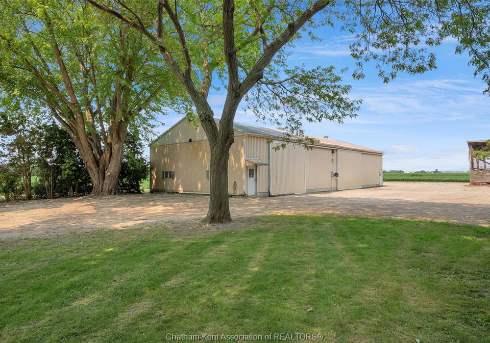 6653-st-philippes-line-grande-pointe-ontario-26018393