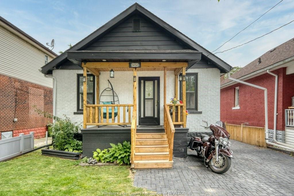 3454-harris-street-windsor-ontario-26018397