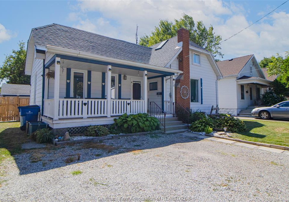 16-sheldon-avenue-chatham-ontario-26018400