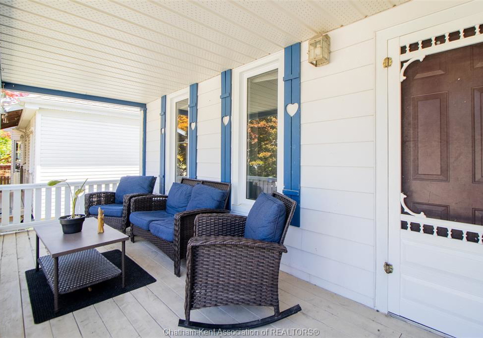 16-sheldon-avenue-chatham-ontario-26018400