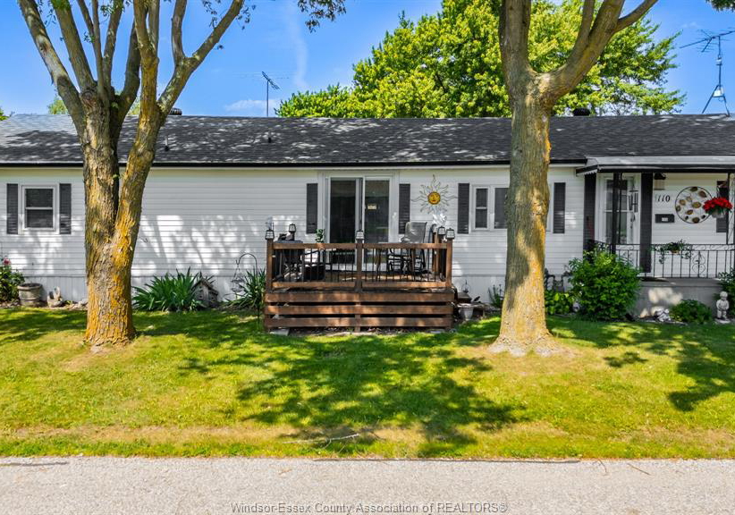 110-brooks-boulevard-lakeshore-ontario-26018419
