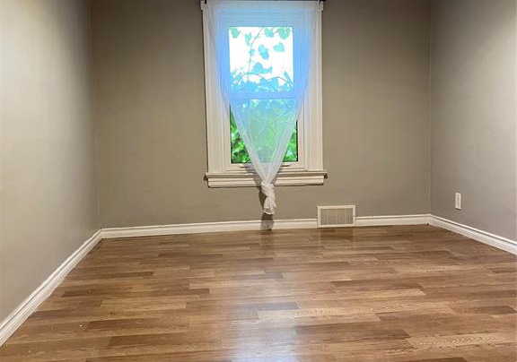 1115-marion-windsor-ontario-26018431