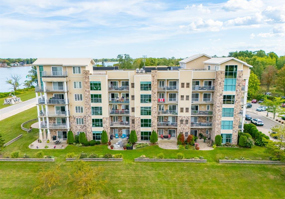 34-boblo-island-boulevard-amherstburg-ontario-26018438