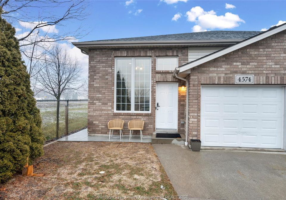 4574-tumbleweed-crescent-windsor-ontario-26018444