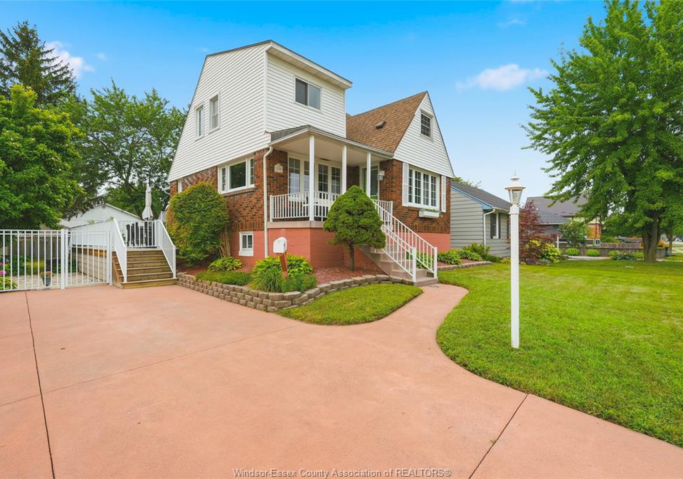 260-laurier-lasalle-ontario-26018445