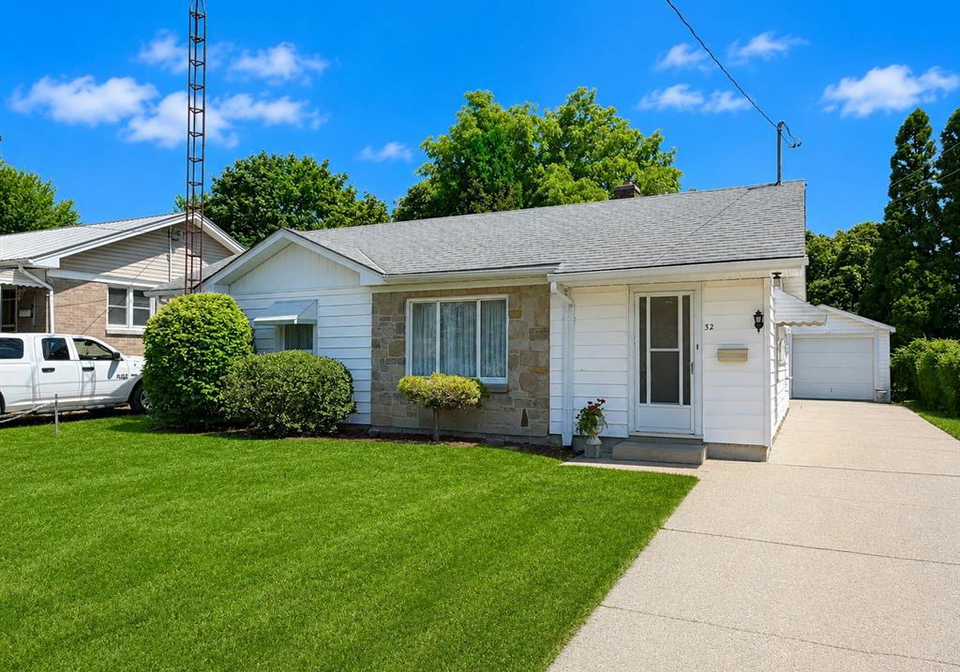 32-warwick-drive-wallaceburg-ontario-26018454