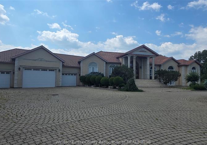 7348-howard-amherstburg-ontario-26018464