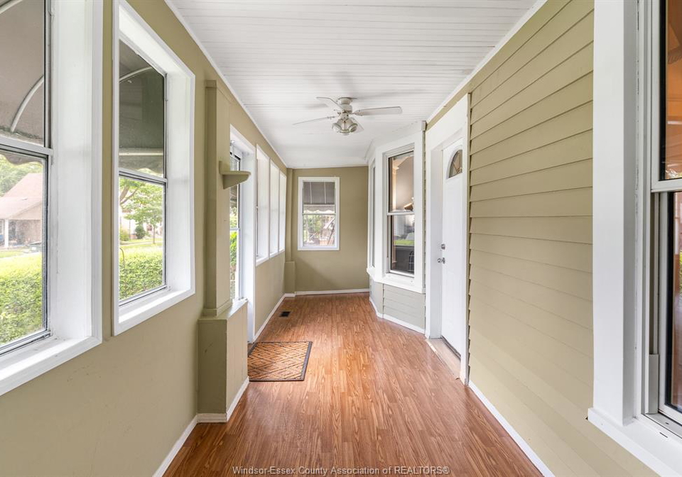 942-lincoln-road-windsor-ontario-26018465