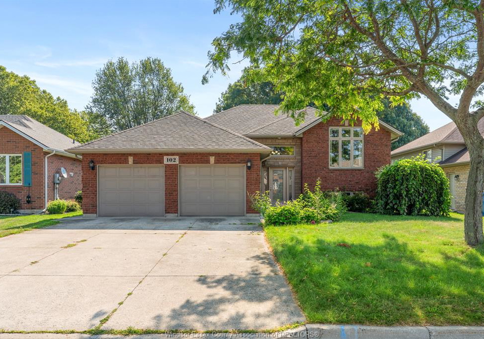 102-joanne-court-leamington-ontario-26018471