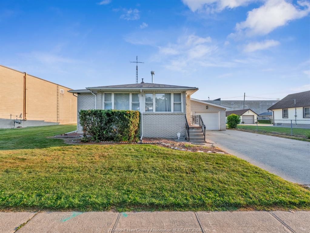 43-clark-street-west-leamington-ontario-26018473