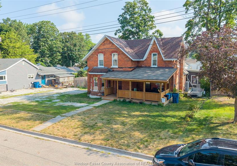 13-hall-street-north-blenheim-ontario-26018475