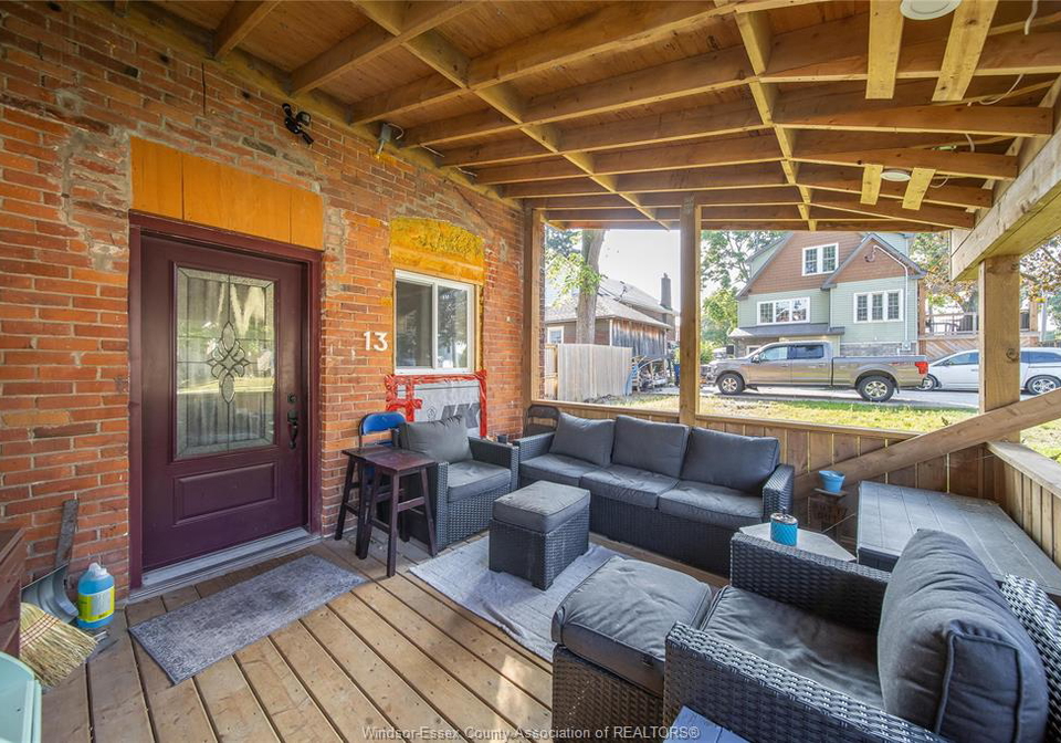 13-hall-street-north-blenheim-ontario-26018475