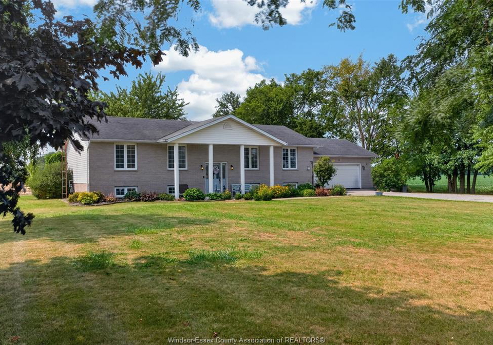 124-county-road-14-east-gosfield-north-ontario-26018476