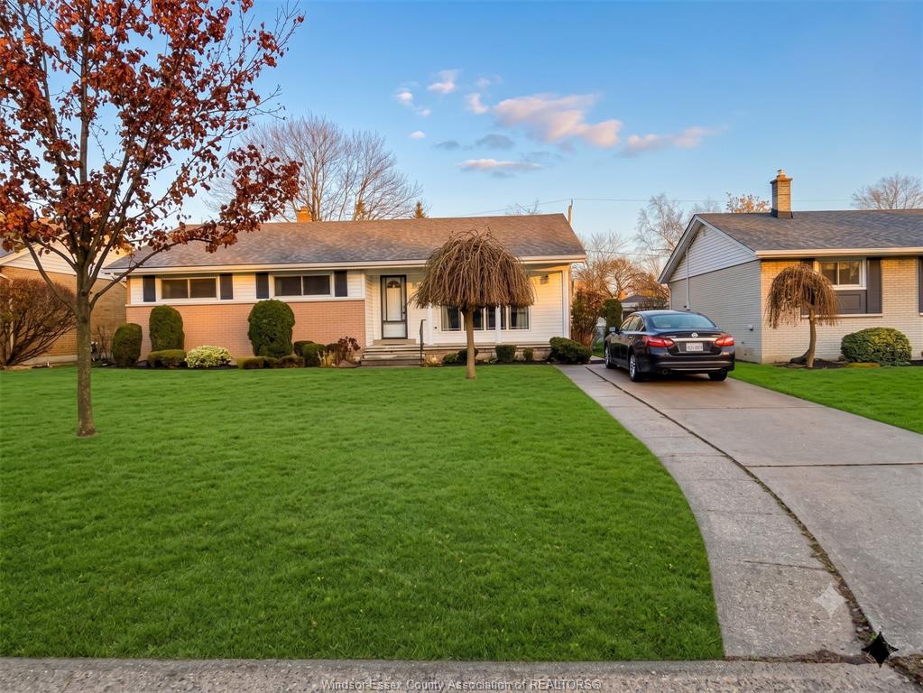 4071-churchill-drive-windsor-ontario-26018482