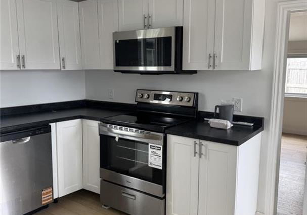 819-frank-avenue-windsor-ontario-26018490