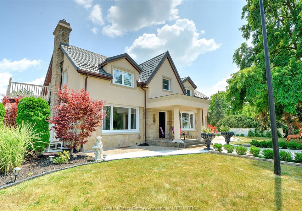 777-front-road-north-amherstburg-ontario-26018496