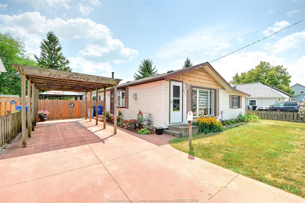 291-murray-amherstburg-ontario-26018497