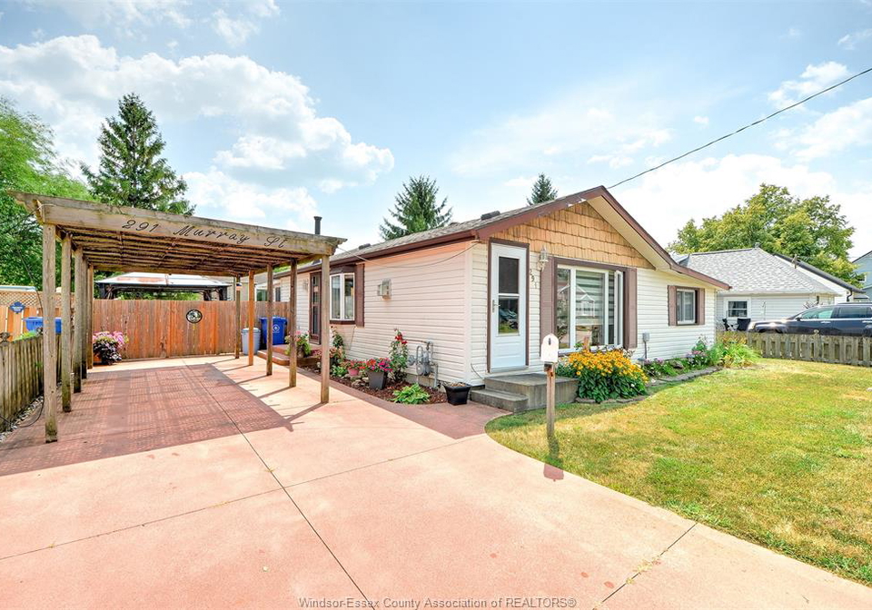 291-murray-amherstburg-ontario-26018497