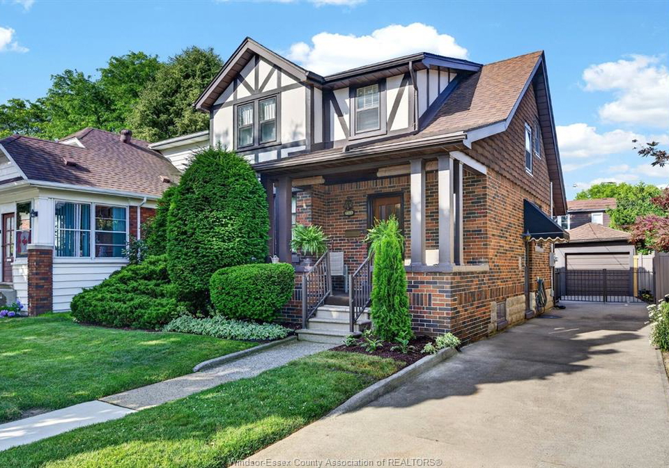 2333-chilver-windsor-ontario-26018500