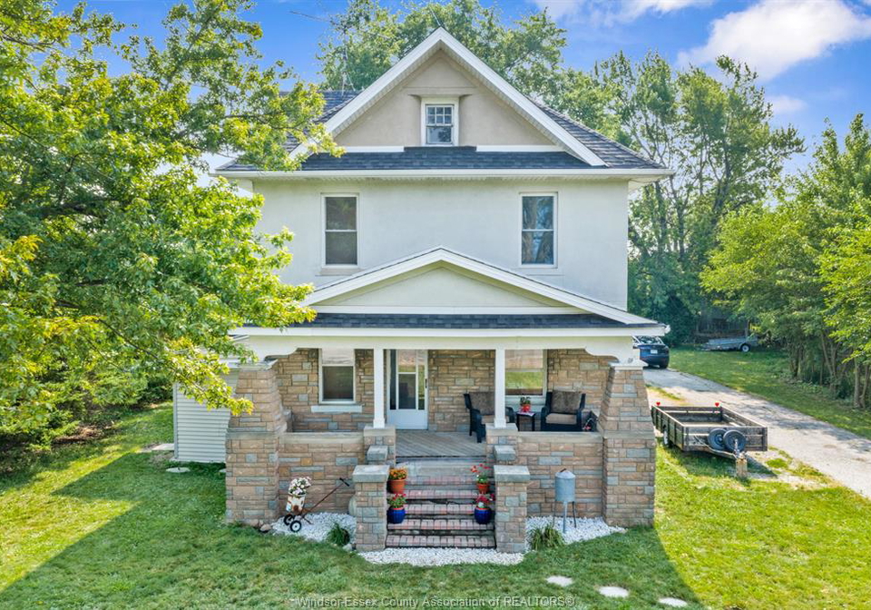 4416-ninth-concession-tecumseh-ontario-26018501