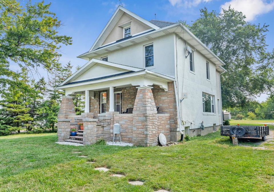 4416-ninth-concession-tecumseh-ontario-26018501