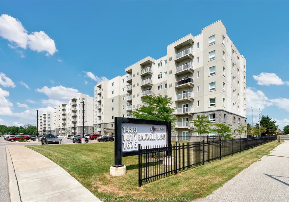 1675-banwell-road-windsor-ontario-26018502