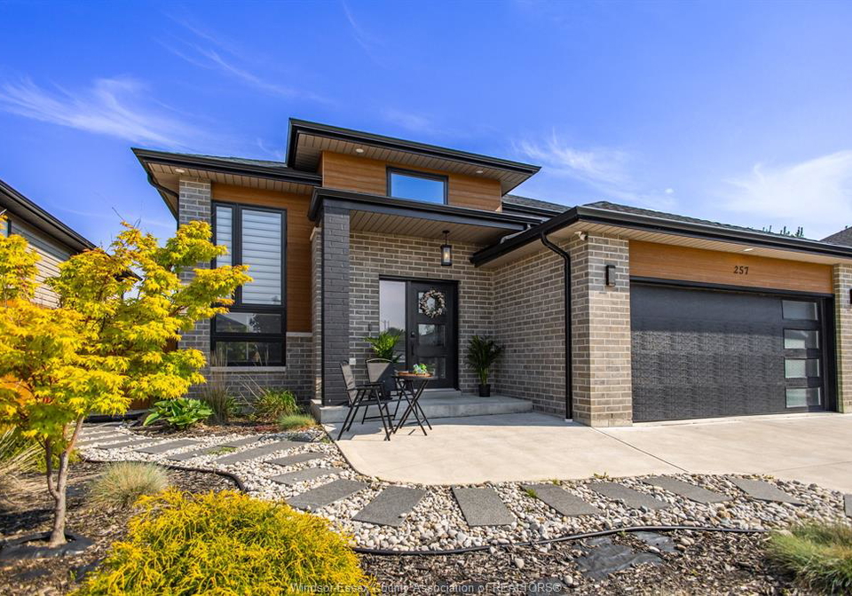257-robinson-avenue-essex-ontario-26018514
