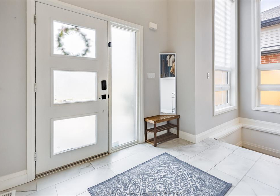 257-robinson-avenue-essex-ontario-26018514