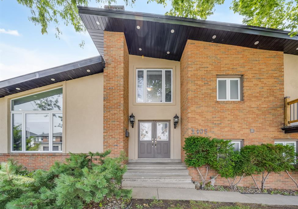 2405-roxborough-boulevard-windsor-ontario-26018515