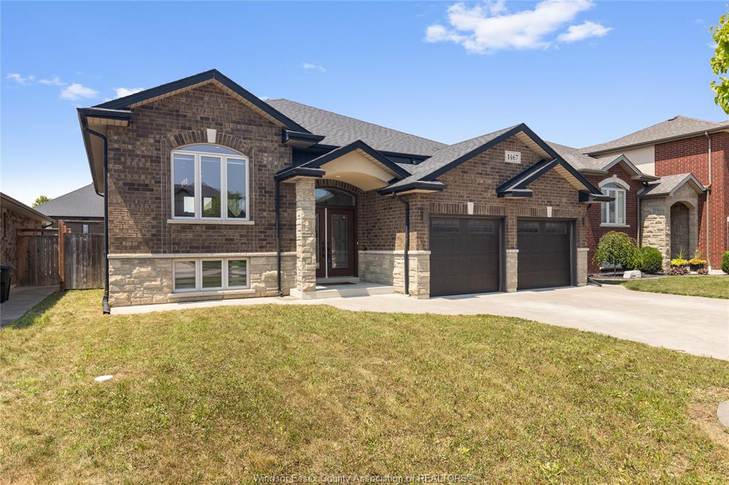 1467-inverness-windsor-ontario-26018523
