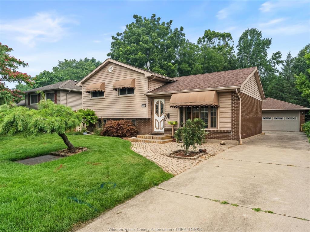 5564-baldwin-avenue-windsor-ontario-26018524