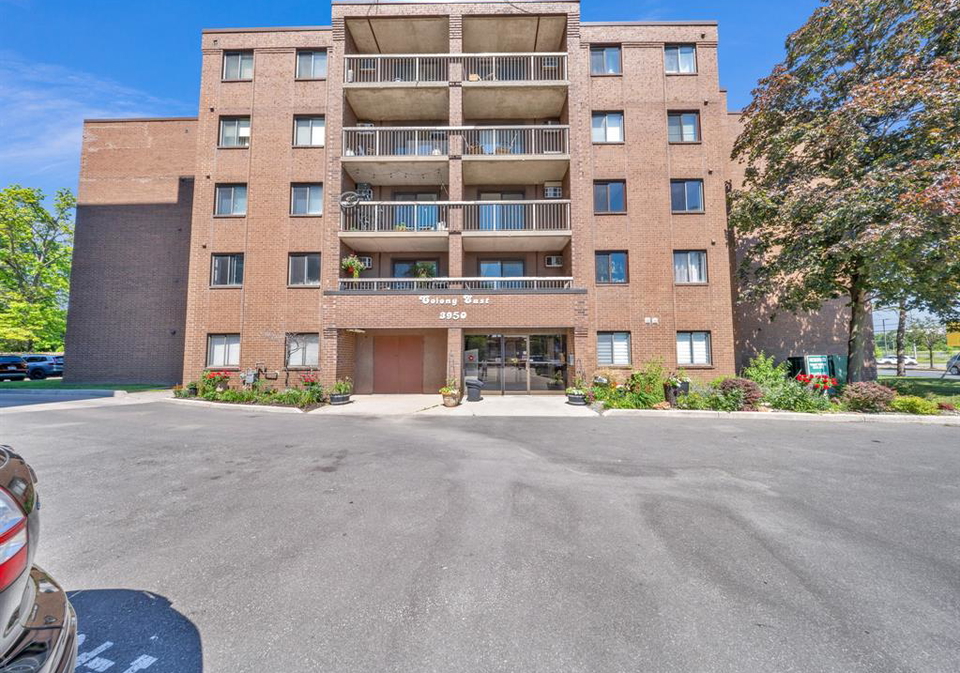 3950-wyandotte-street-east-windsor-ontario-26018535