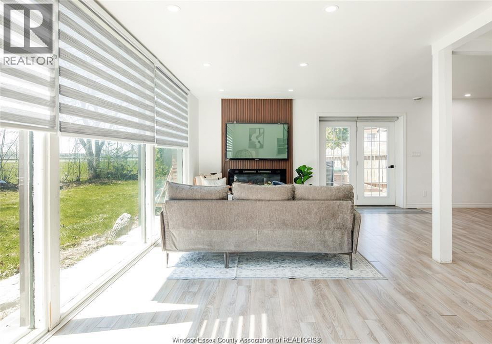 22-university-drive-chatham-ontario-26018537