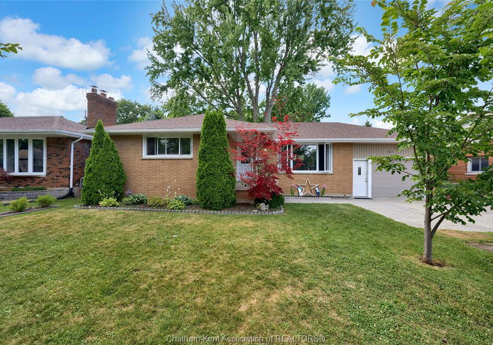 141-lancefield-place-chatham-ontario-26018546