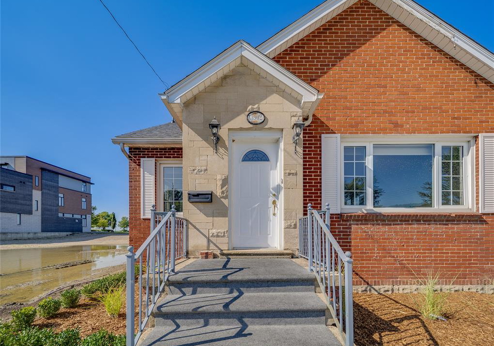 13902-riverside-drive-tecumseh-ontario-26018563