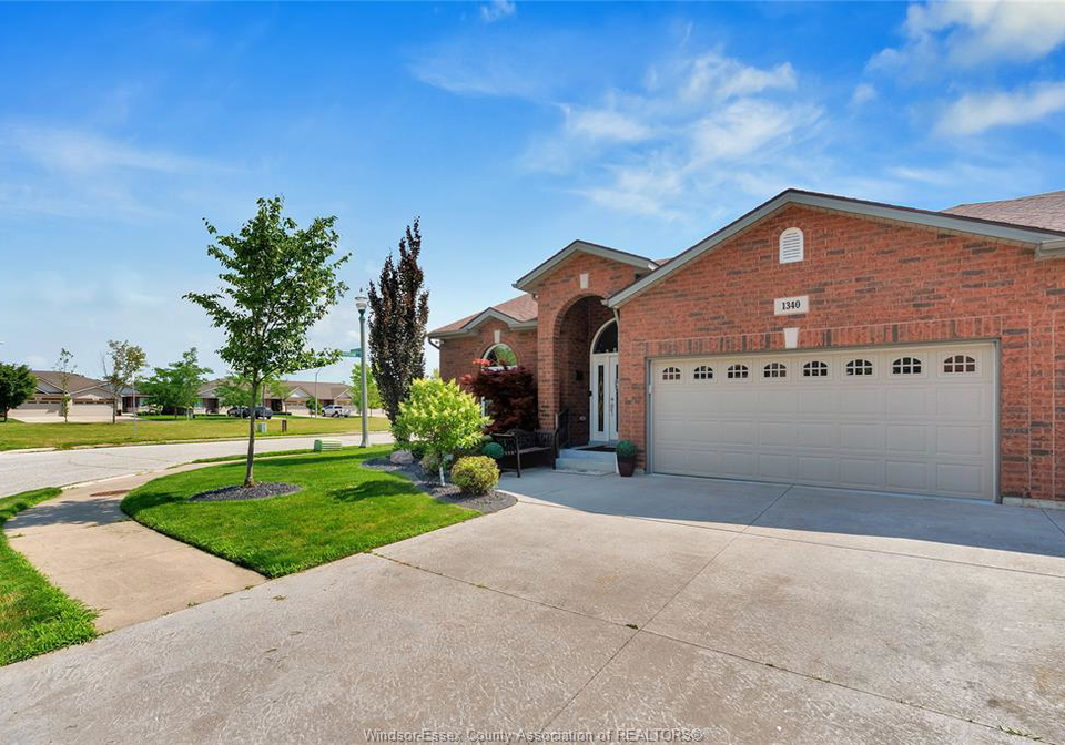 1340-aspenshore-avenue-windsor-ontario-26018565