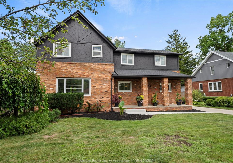 4580-howard-avenue-windsor-ontario-26018596