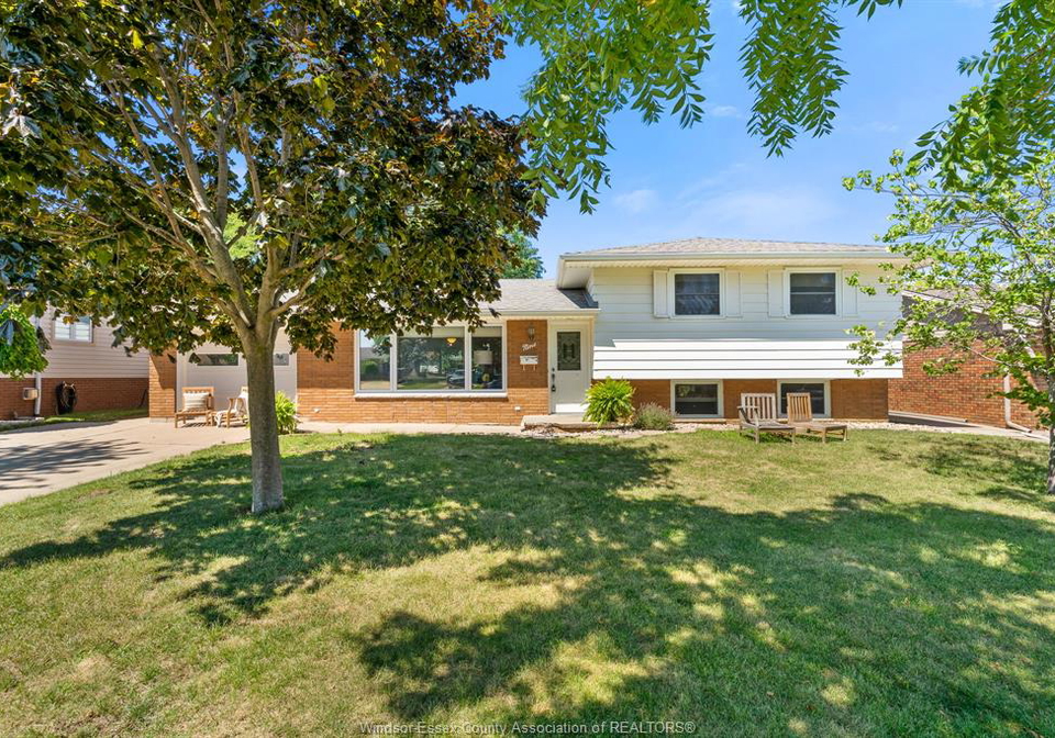9-rickway-drive-leamington-ontario-26018601