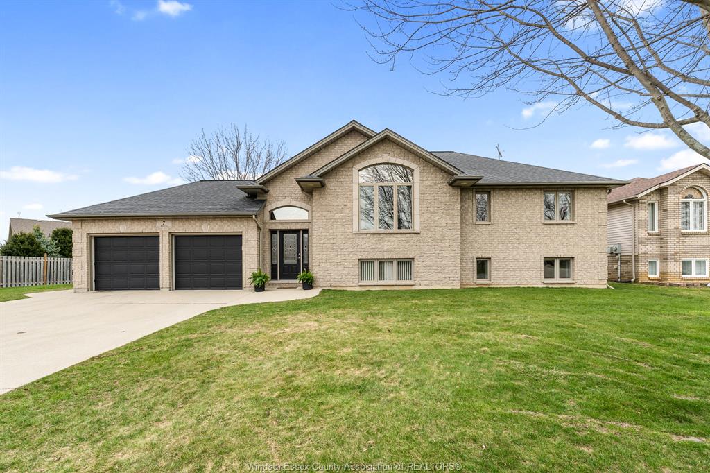 7-beniuk-court-leamington-ontario-26018618
