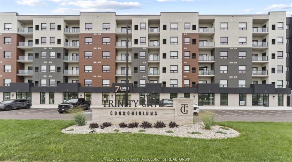 4755-walker-road-windsor-ontario-26018629