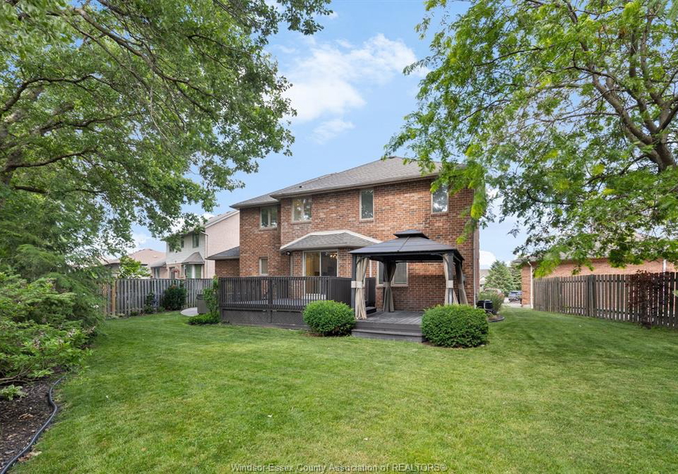144-pheasant-run-lakeshore-ontario-26018654