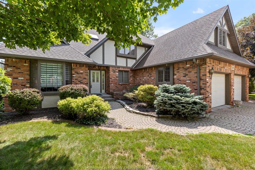 5940-oxley-lasalle-ontario-26018670