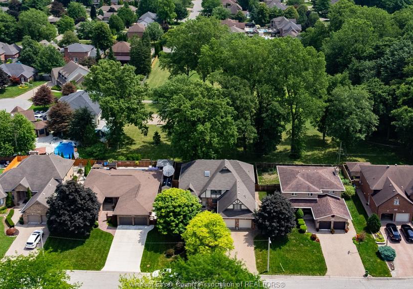 5940-oxley-lasalle-ontario-26018670