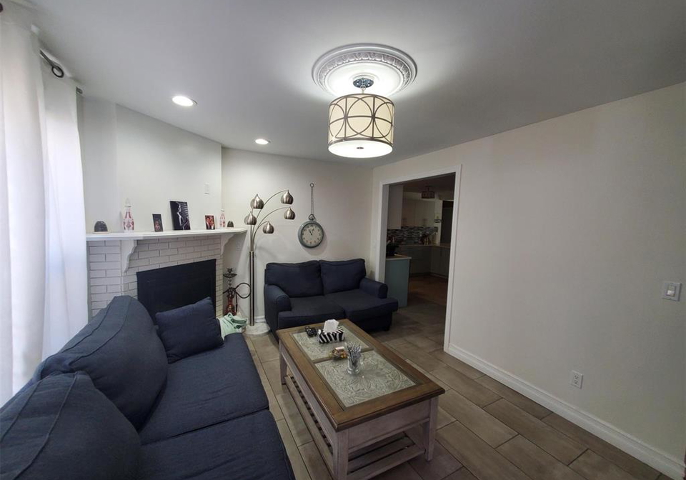 9500-ridge-road-windsor-ontario-26018675
