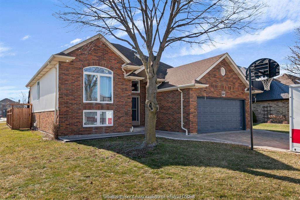 3057-kenilworth-drive-windsor-ontario-26018683