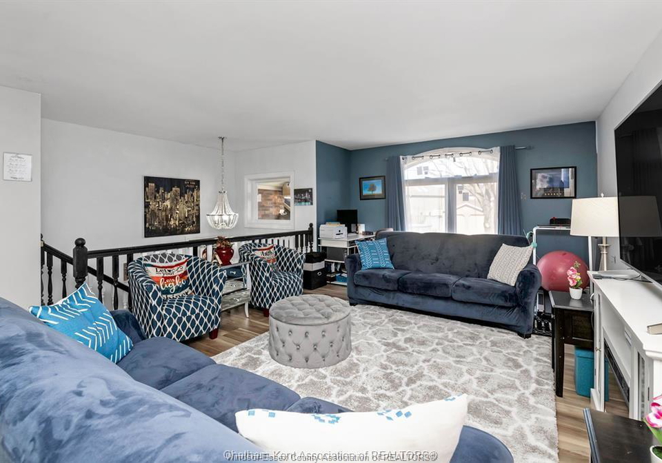 3057-kenilworth-drive-windsor-ontario-26018683