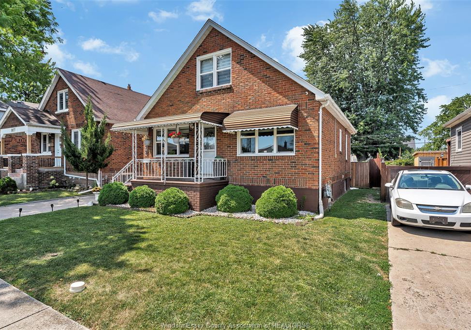 1873-alexis-road-windsor-ontario-26018684